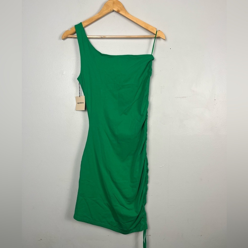 NWT revolve superdown Meena One Shoulder Dress in Green size small - Picture 7 of 7